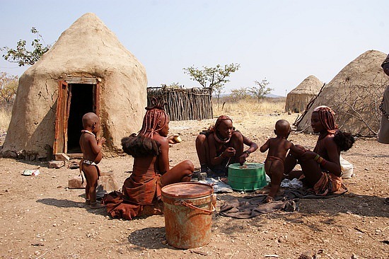 Chronique Março Mulher La Place Particulière Des Femmes Himba Vivre En Angola 1684